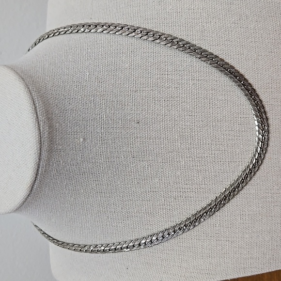 HERRINGBONE SILVER TONE CHOKER NECKLACE - Picture 1 of 3